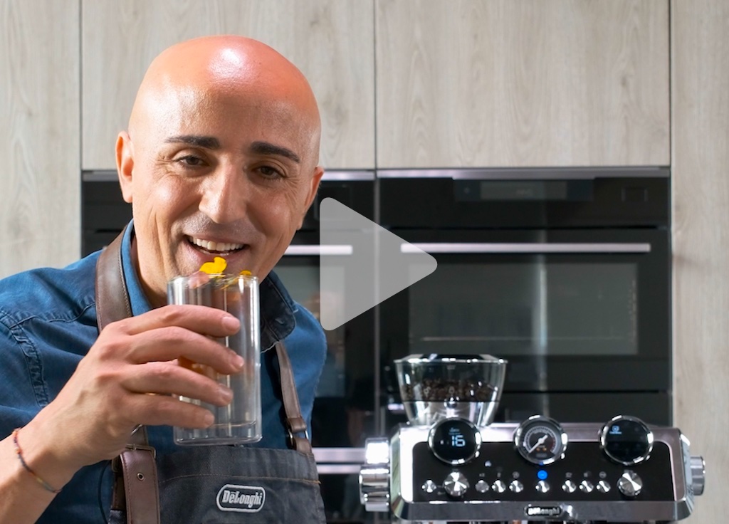 ripoduci video ricetta Coffee & Soda Flower by Gianni Cocco